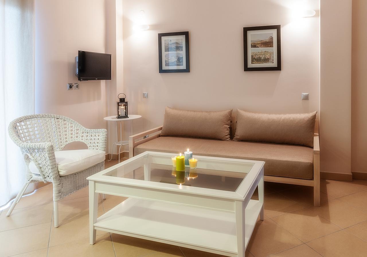 Villa Despina Green Suites 波利克罗诺 外观 照片
