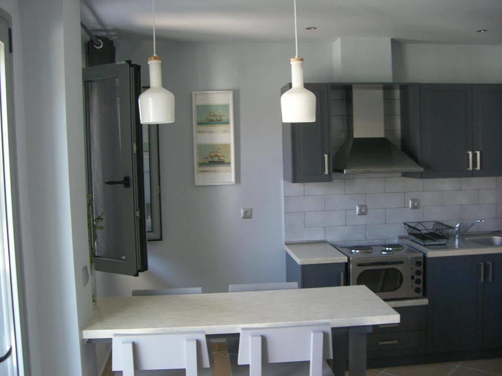 Villa Despina Green Suites 波利克罗诺 外观 照片