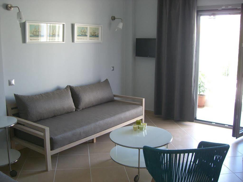 Villa Despina Green Suites 波利克罗诺 外观 照片